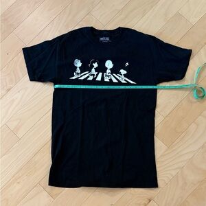 Peanuts T-Shirt, Beatles Abbey Road style